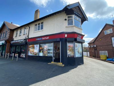 Property Image for 1 Hollin Park Mount, Easterly Road, Leeds, LS8 3AS