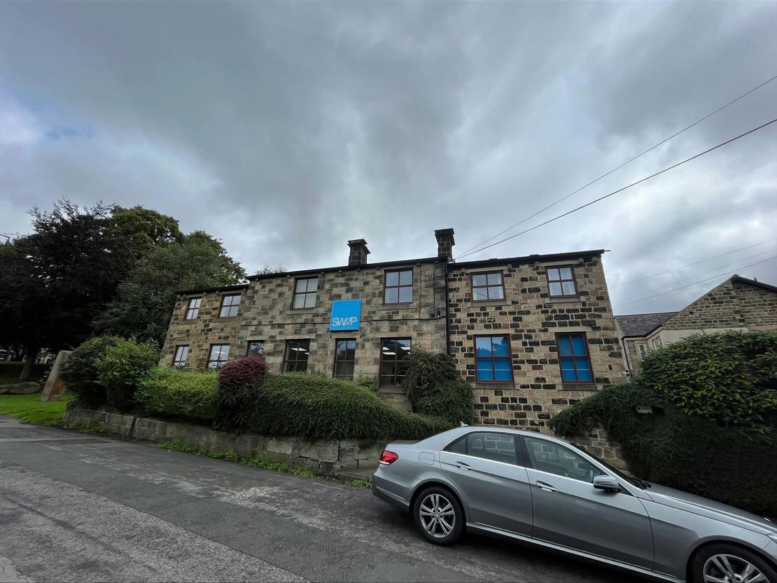 Dale House, 64 Fink Hill, Leeds, LS18 4DH