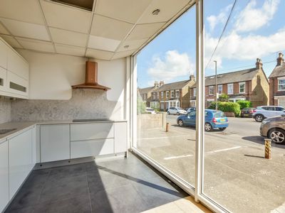 Property Image for 51 Woodthorpe Rd, Ashford TW15 2RP