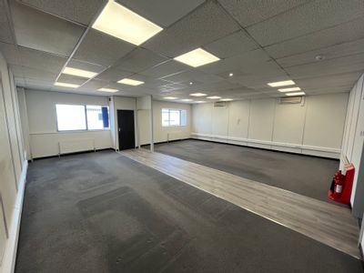 Property Image for Unit 10 Bridgegate Centre, Welwyn Garden City, Hertfordshire, AL7 1JG