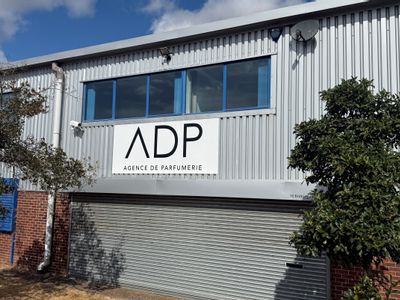 Property Image for Unit 10 Bridgegate Centre, Welwyn Garden City, Hertfordshire, AL7 1JG