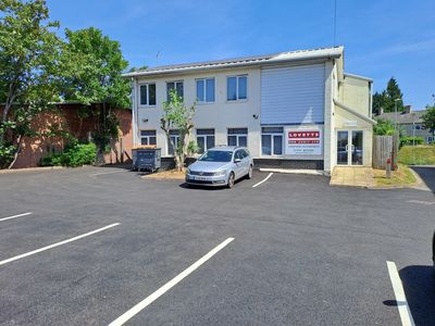 Property Image for Bridge House, 25 Fiddlebridge Lane, Hatfield, Hertfordshire, AL10 0SP