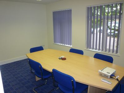 Property Image for Bridge House, 25 Fiddlebridge Lane, Hatfield, Hertfordshire, AL10 0SP
