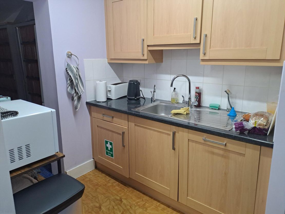 Bridge House, 25 Fiddlebridge Lane, Hatfield, Hertfordshire, AL10 0SP