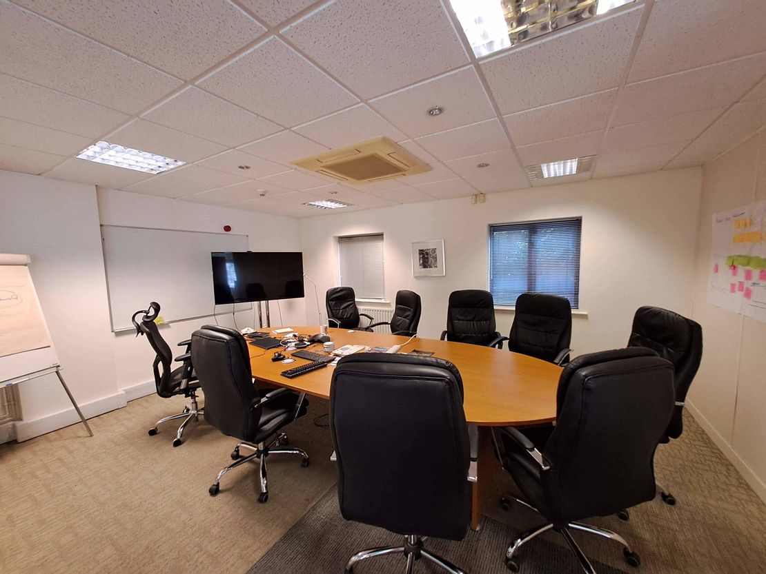 Lock View House, Suite 8 Douglas House, 32-34 Simpson Road, Bletchley, Milton Keynes, MK1 1BA