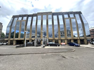 Property Image for 3rd Floor, 1, Woodside Crescent, Glasgow, G3 7UL