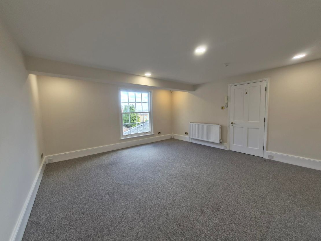 F1/2, 22 Mount Ephraim Road, Tunbridge Wells, Kent, TN1 1ED