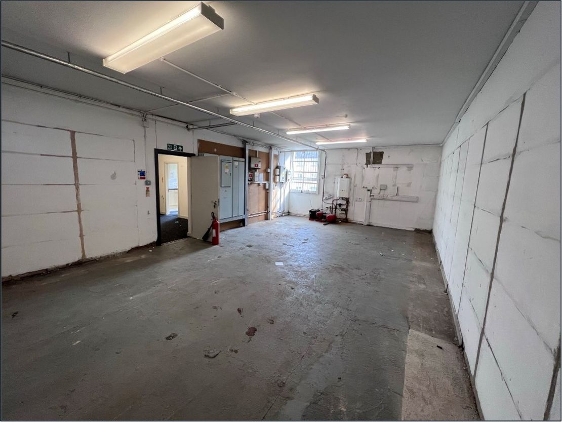 83-85 Main Street, Thornliebank, Glasgow, G46 7RY