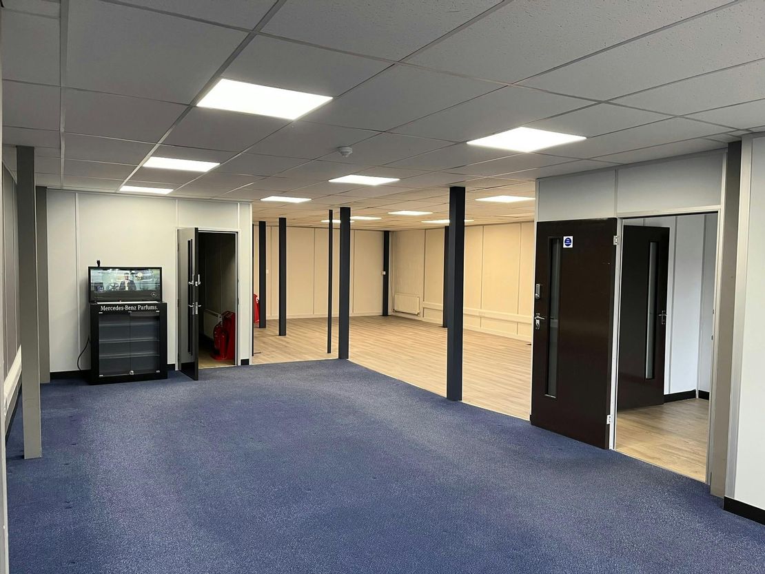 Unit 10 Bridge Gate Centre, Martinfield, Welwyn Garden City, AL7 1JG