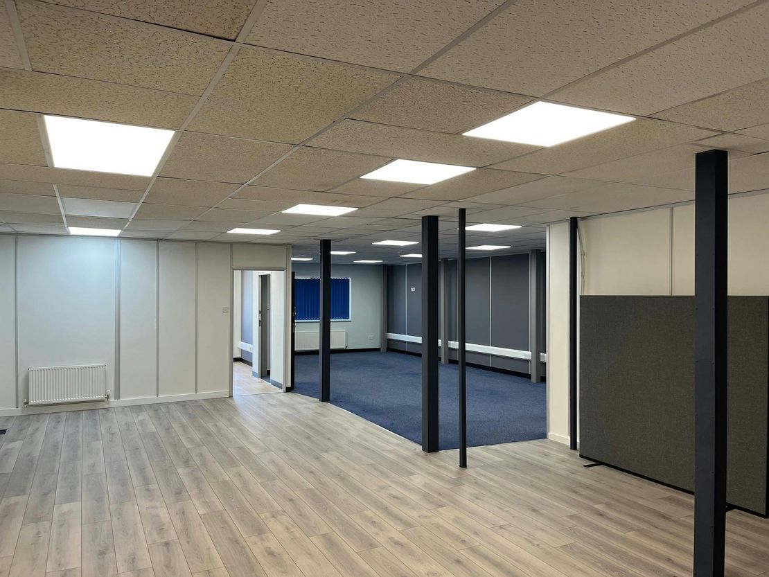 Unit 10 Bridge Gate Centre, Martinfield, Welwyn Garden City, AL7 1JG