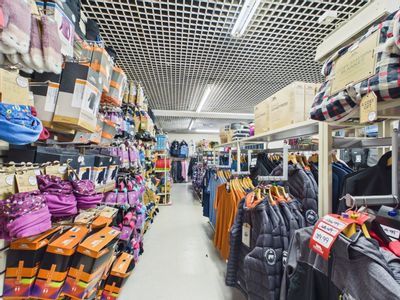 Property Image for 99 High Street, Fort William, Highland, PH33 6DG