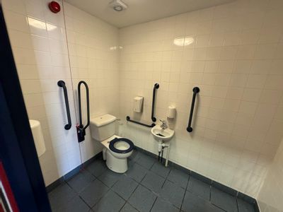 Property Image for 1605 Paisley Road West, Glasgow, G52 3QX