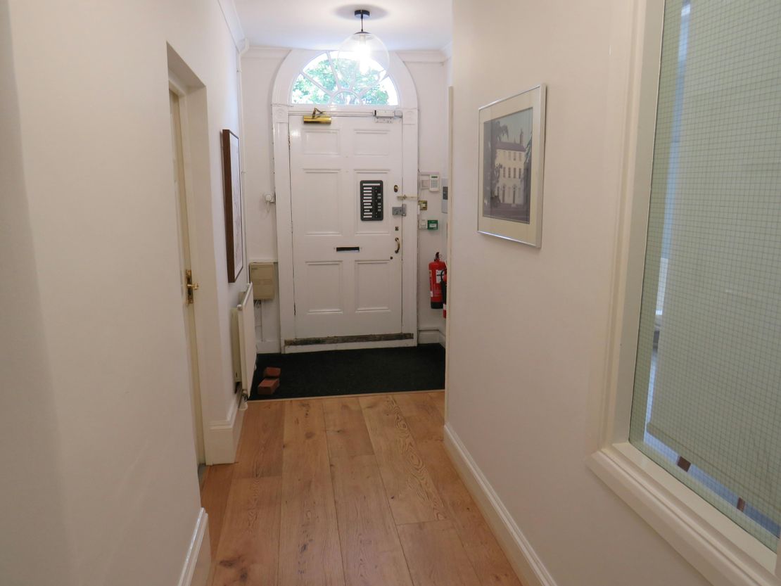 Suite 3b, Kenward Hse, High Street, Hartley Wintney, RG27 8NY