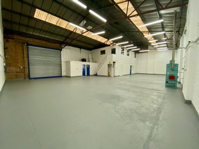 Property Image for Unit M Kingsway Industrial Estate, Luton, LU1 1LP
