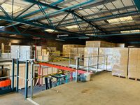 Property Image for Unit 22, Cosgrove Way, Luton, Bedfordshire, LU1 1XL