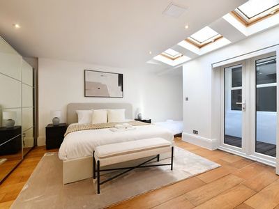 Property Image for 103 Gloucester Place, London, W1U 6JN