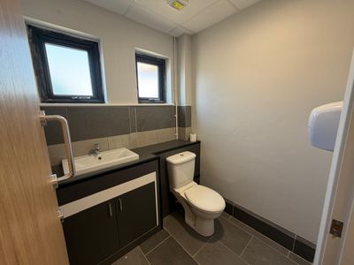 Property Image for 98 Lilac Grove, Beeston, Nottingham, Nottinghamshire, NG9 1PF