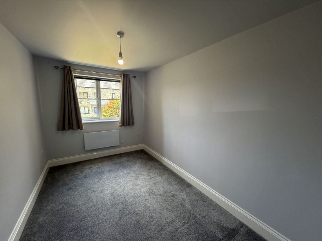 Flat 1 Pennine House, 18 Barnsley Road, Scissett, HD8 9GJ