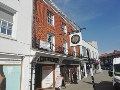 Property Image for Rooms 2 & 3, Shop 10, Bush Walk, Wokingham, RG40 1AT