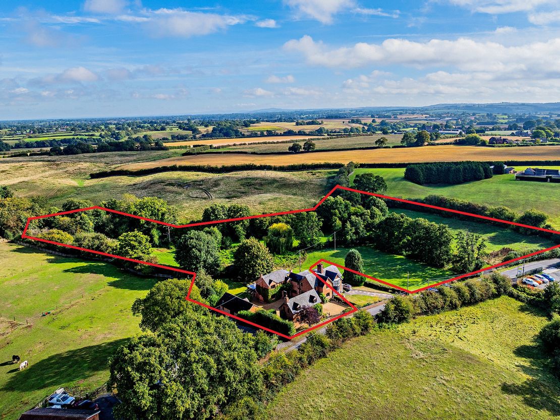 Smithy House, Checkley Lane, Bridgemere, Nantwich, Cheshire, CW5 7PX