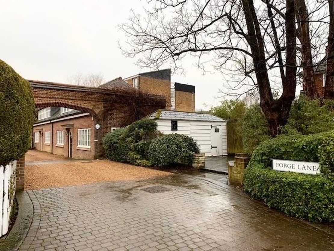 6 Forge Lane, Petersham, TW10 7BF