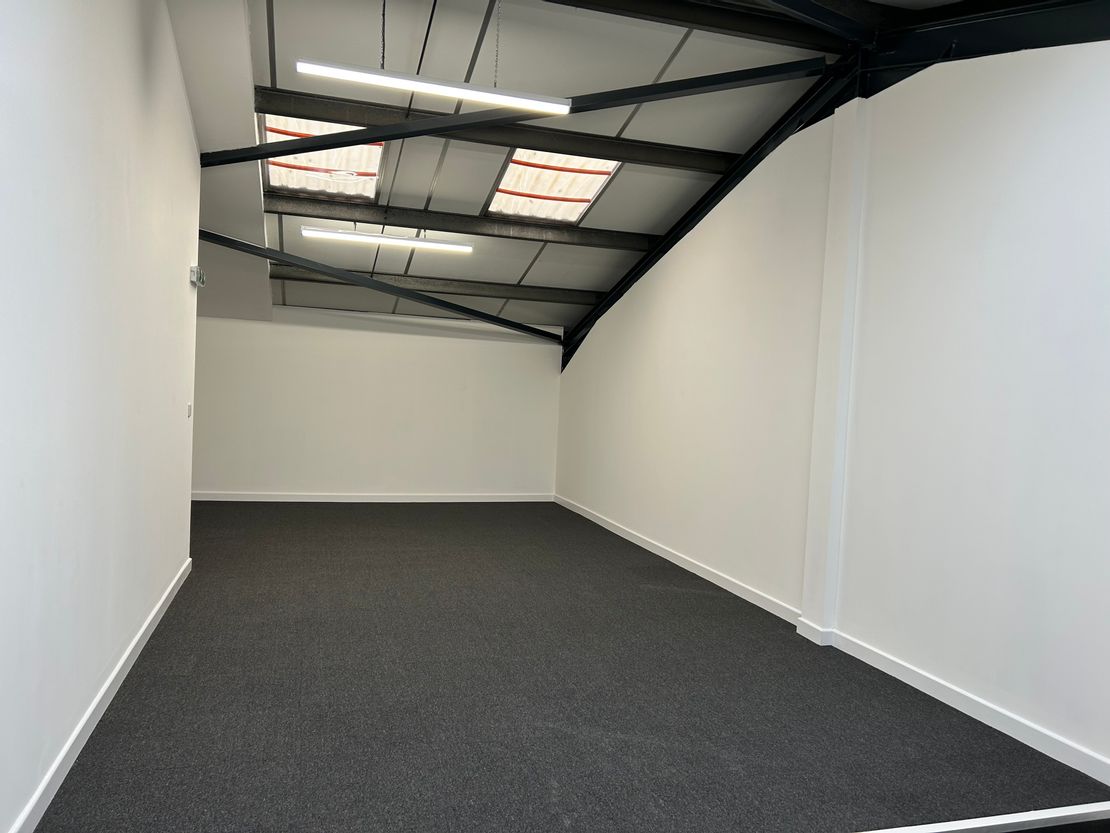 Office 4C, Station Yard, Station Road, Hungerford, Berkshire, RG17 0DY