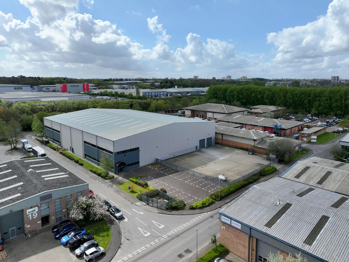Unit B Mead Park, River Way, Harlow, CM20 2SE