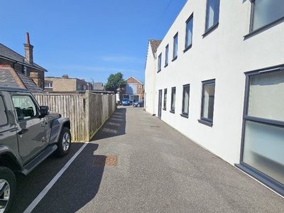 Property Image for 62 High Street, Heathfield, TN21 8JB