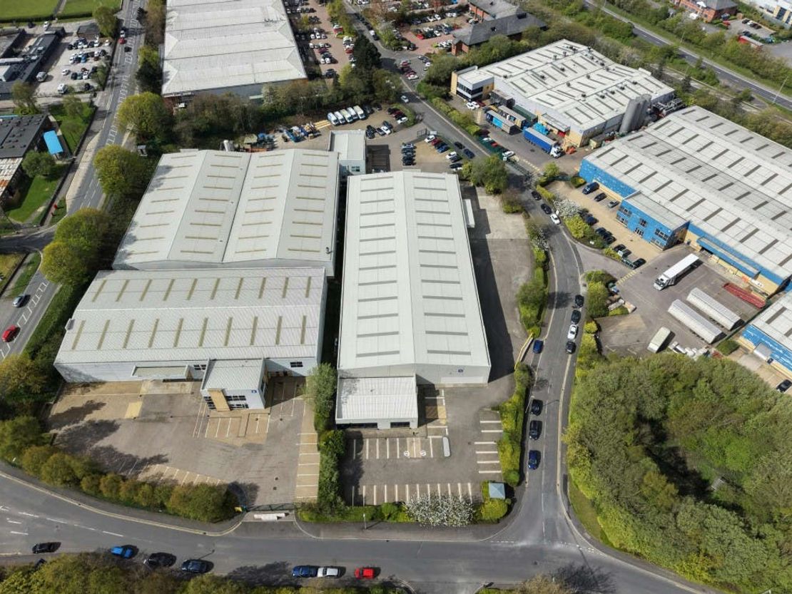 Unit 4, Bruntcliffe Avenue, Leeds 27 Industrial Estate, Leeds, LS27 0LL