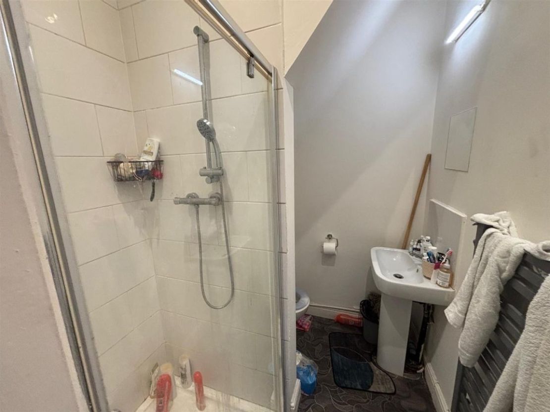 2 Lady Lane, Longford, Coventry, West Midlands, CV6 6AZ
