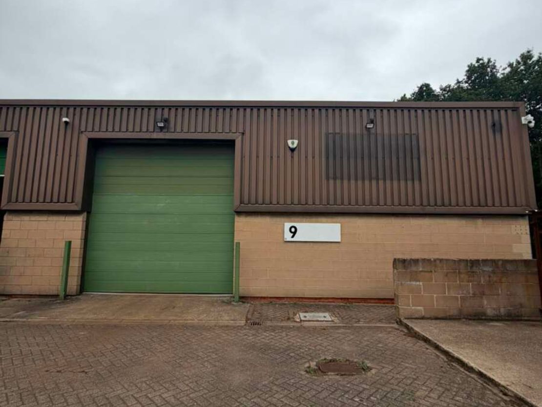 Cobnar Wood Cl, Chesterfield S41 9RQ