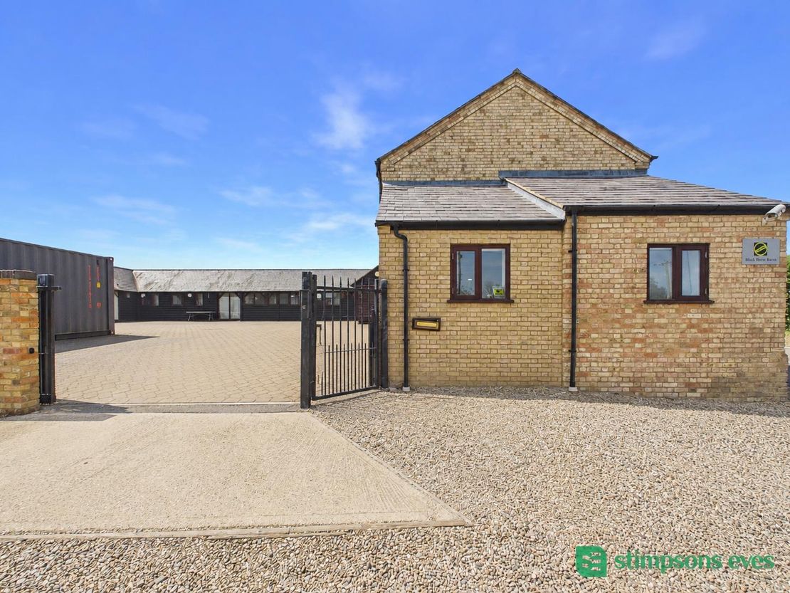 Black Horse Barns, Fancott, Toddington, Bedfordshire, LU5 6HT