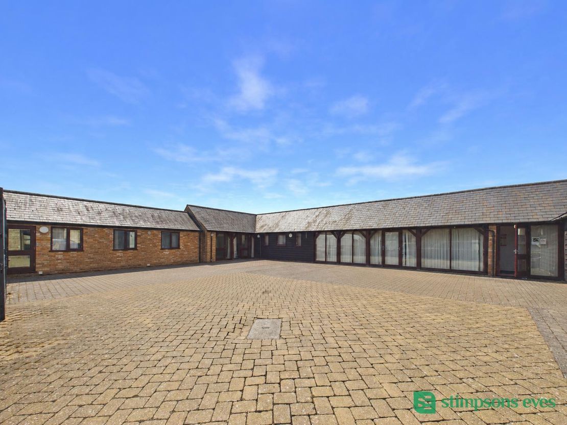 Black Horse Barns, Fancott, Toddington, Bedfordshire, LU5 6HT