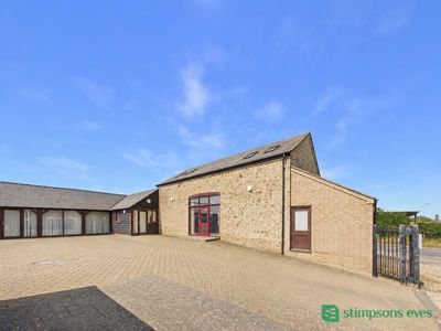 Property Image for Black Horse Barns, Fancott, Toddington, Bedfordshire, LU5 6HT