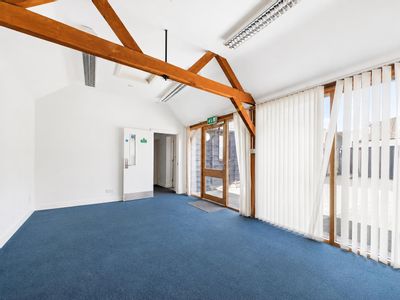 Property Image for Black Horse Barns, Fancott, Toddington, Bedfordshire, LU5 6HT