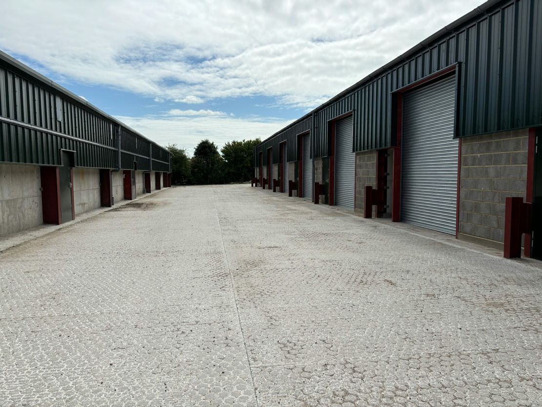 Manor Farm Barns (Unit 2 G & H), Manor Farm, Church Lane, Exton, Southampton, SO32 3NU