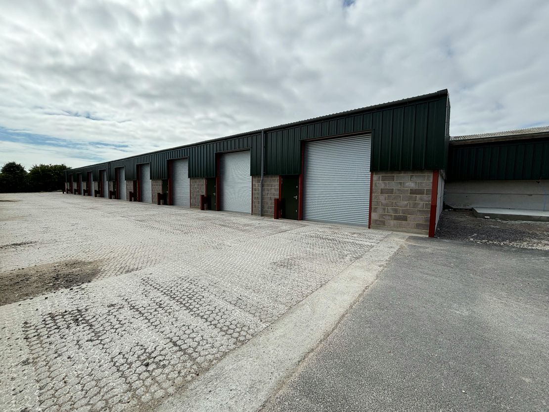 Manor Farm Barns (Unit 2 G & H), Manor Farm, Church Lane, Exton, Southampton, SO32 3NU