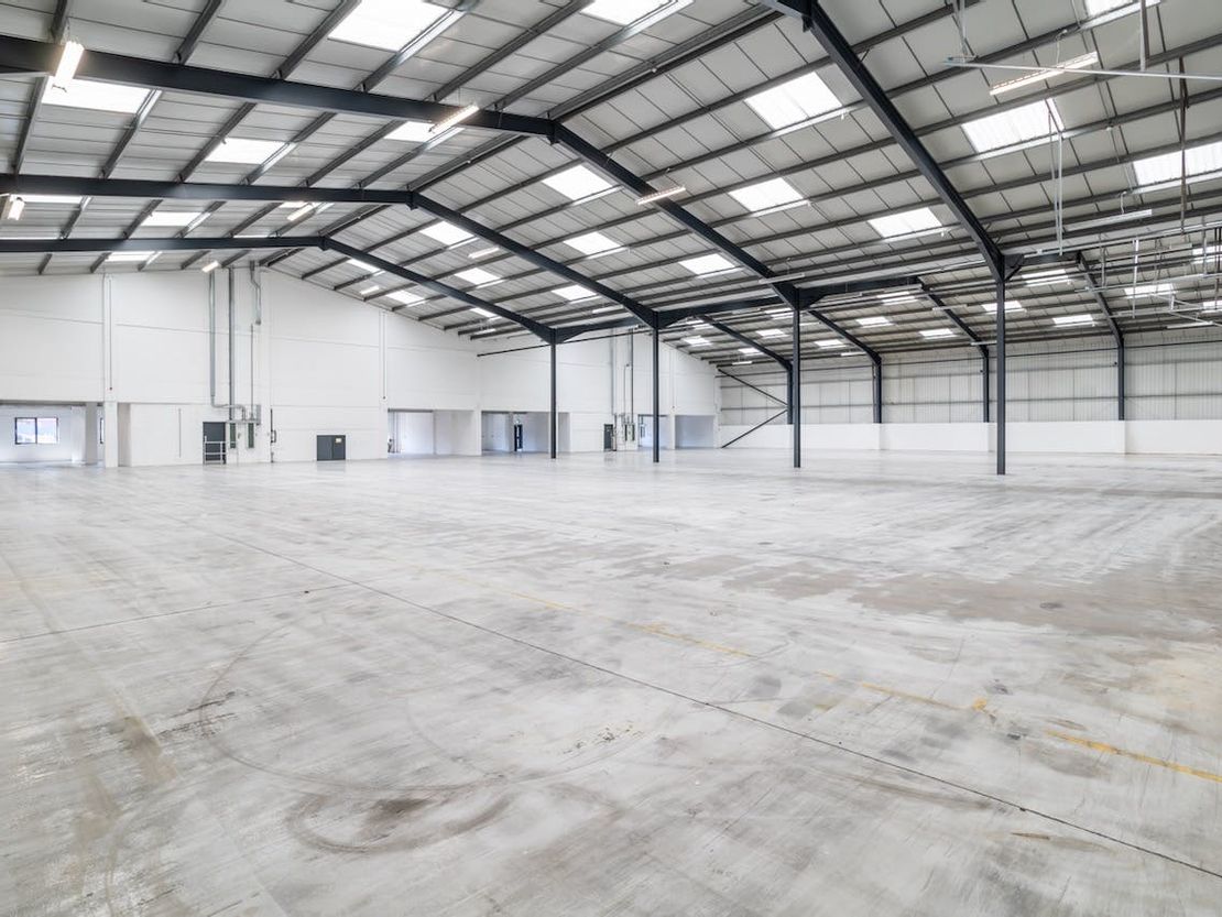 Unit B, 8 Laporte Way, Luton, LU4 8RJ