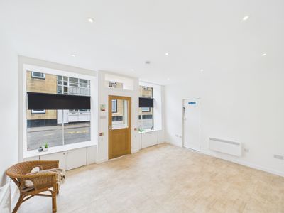 Property Image for 5 Tulloch Street, Dingwall, Highland, IV15 9JY