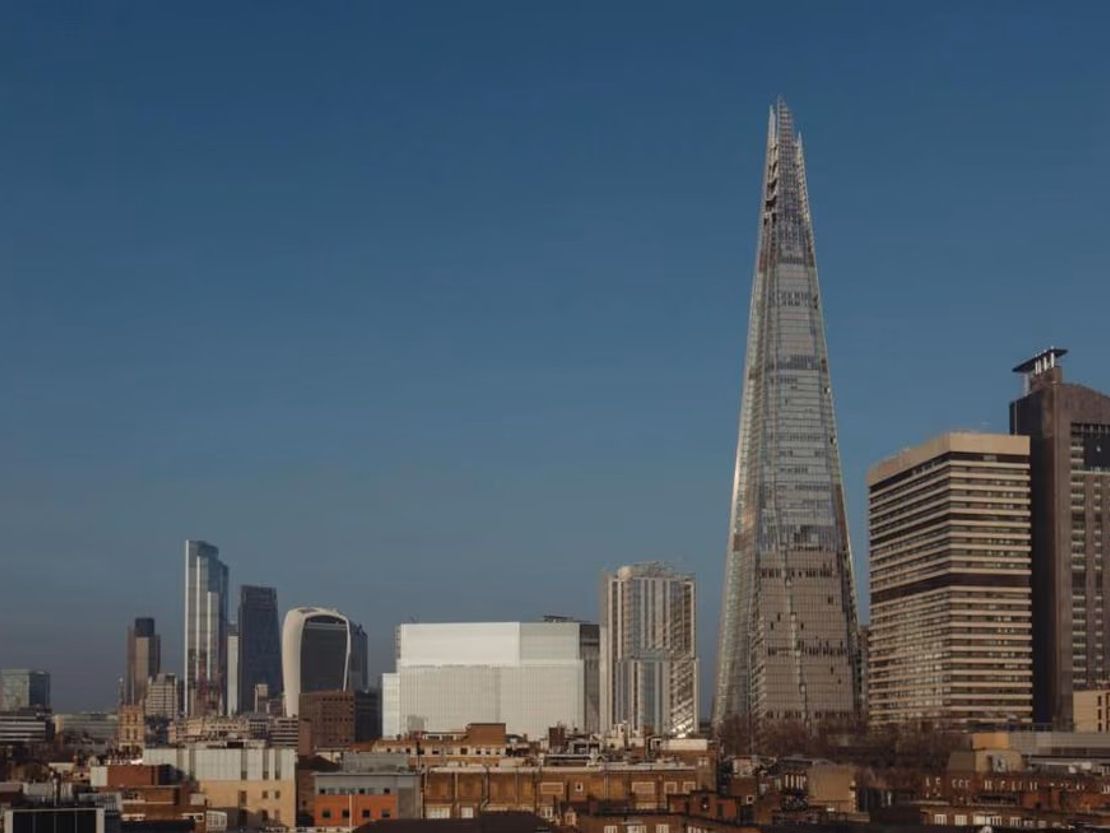 24/25 The Shard, 32 London Bridge Street, London, SE1 9SG