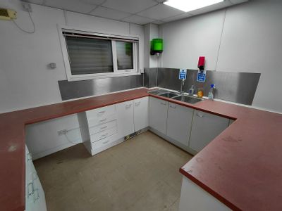 Property Image for Unit 18 Harmill Industrial Estate, Grovebury Road, Leighton Buzzard, Bedfordshire, LU7 4FF
