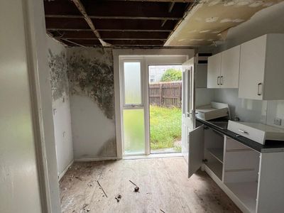 Property Image for 20 Lindsay Way, Livingston, West Lothian, EH54 8LG