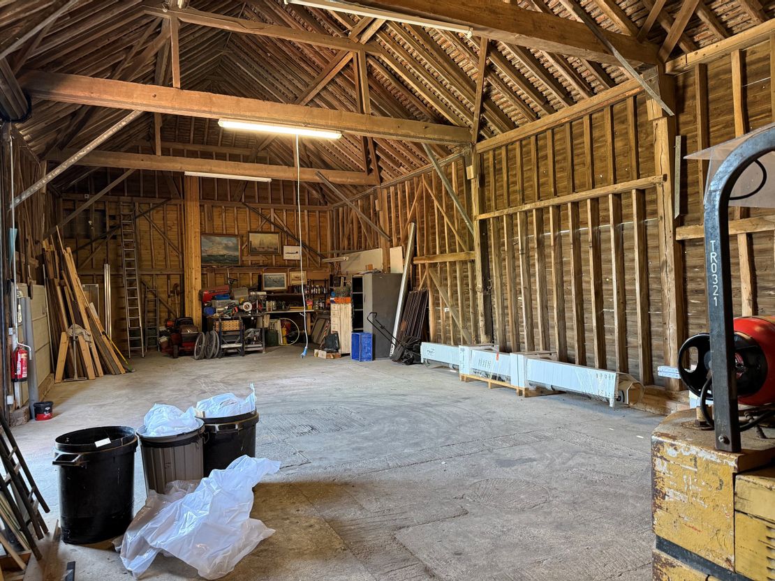 The Barn, Ford Lane, Wrotham Heath, Sevenoaks, Kent, TN15 7SE