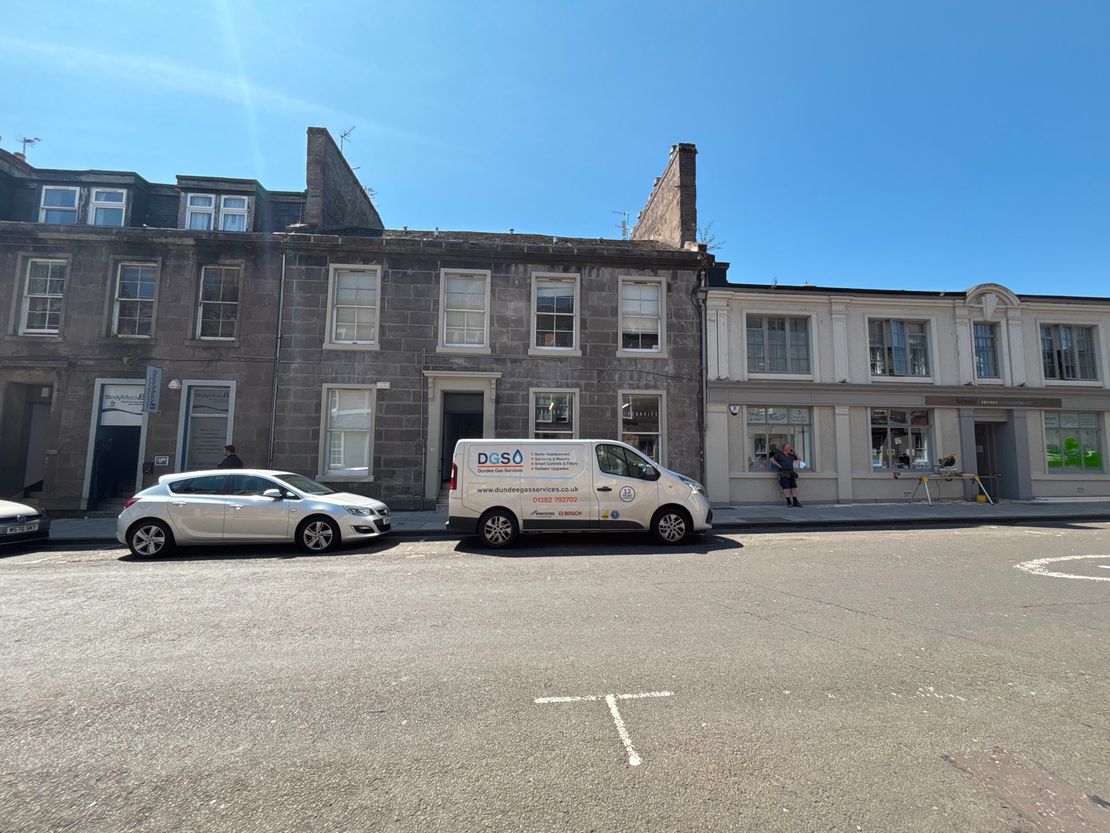 32 South Tay Street, Dundee, DD1 1PD