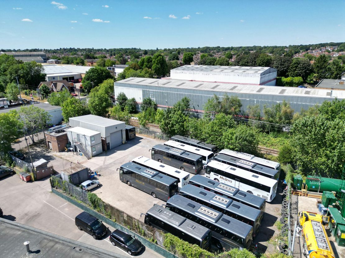 1a Greycaine Road, Watford, WD24 7GP