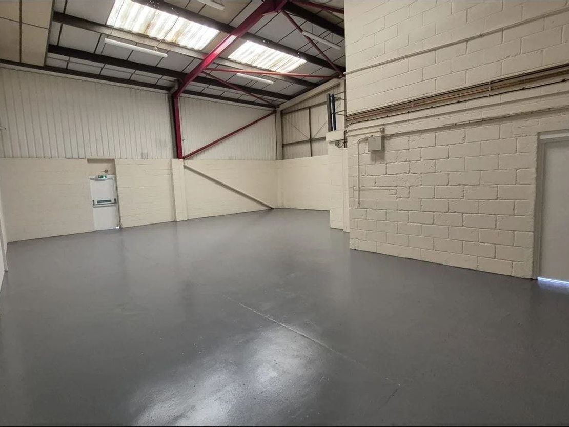 Unit 14, Kendal Court, Kendal Avenue, Acton, W3 0RU