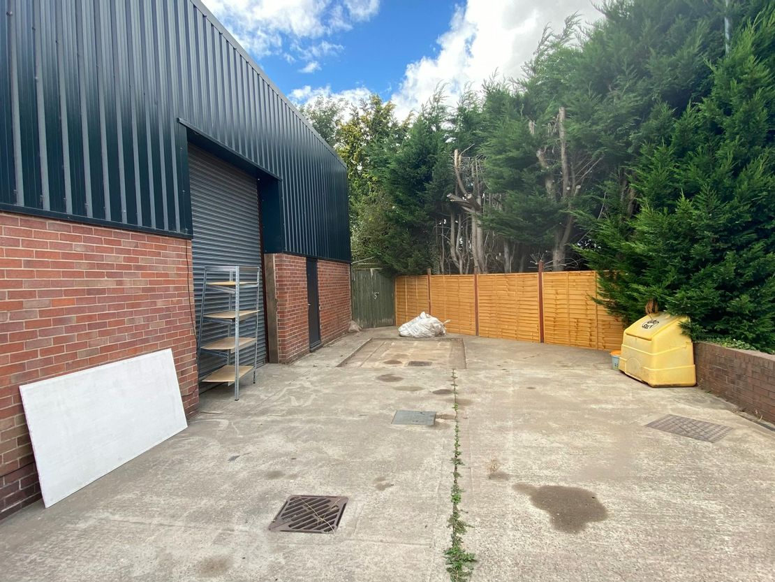 Unit J Princes Drive, Kenilworth, CV8 2FD