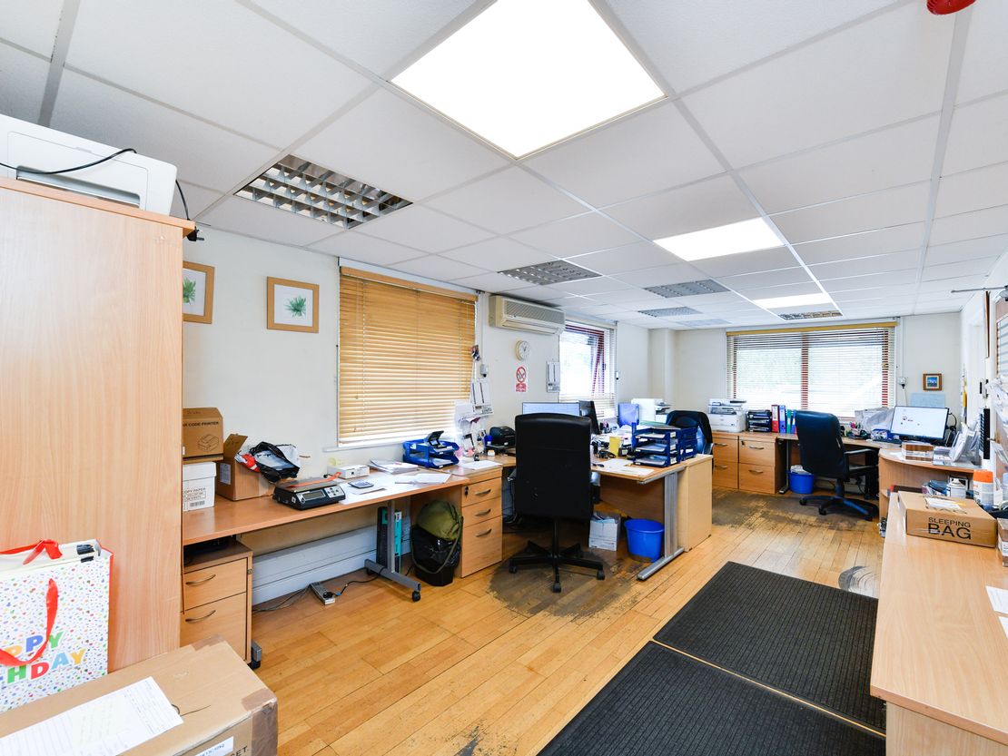 Unit 4, Langley Business Park, Station Road, Langley Mill, Derbyshire, NG16 4DG