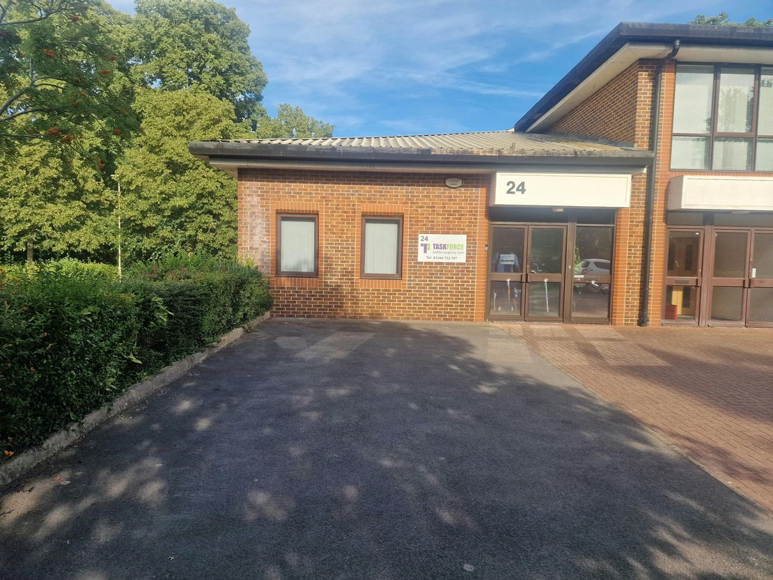 Unit 24 Campbell Court, Bramley, Tadley, RG26 5EG