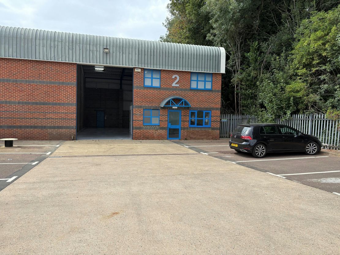 Unit 2 Dencora Centre, St Albans, AL1 5HN